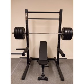 Squat rack s�t, 212 cm h�j, med dips funktion og 147,5 kg v�gtstangs�t.
