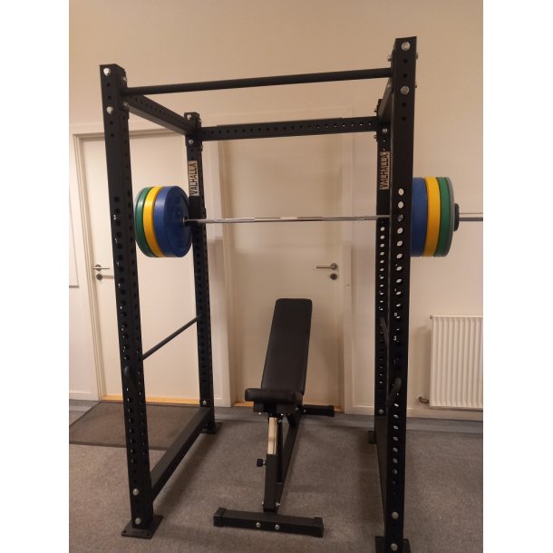 Power rack st, 210 cm hj og 127,5 kg vgtstangsst samt justerbar trningsbnk